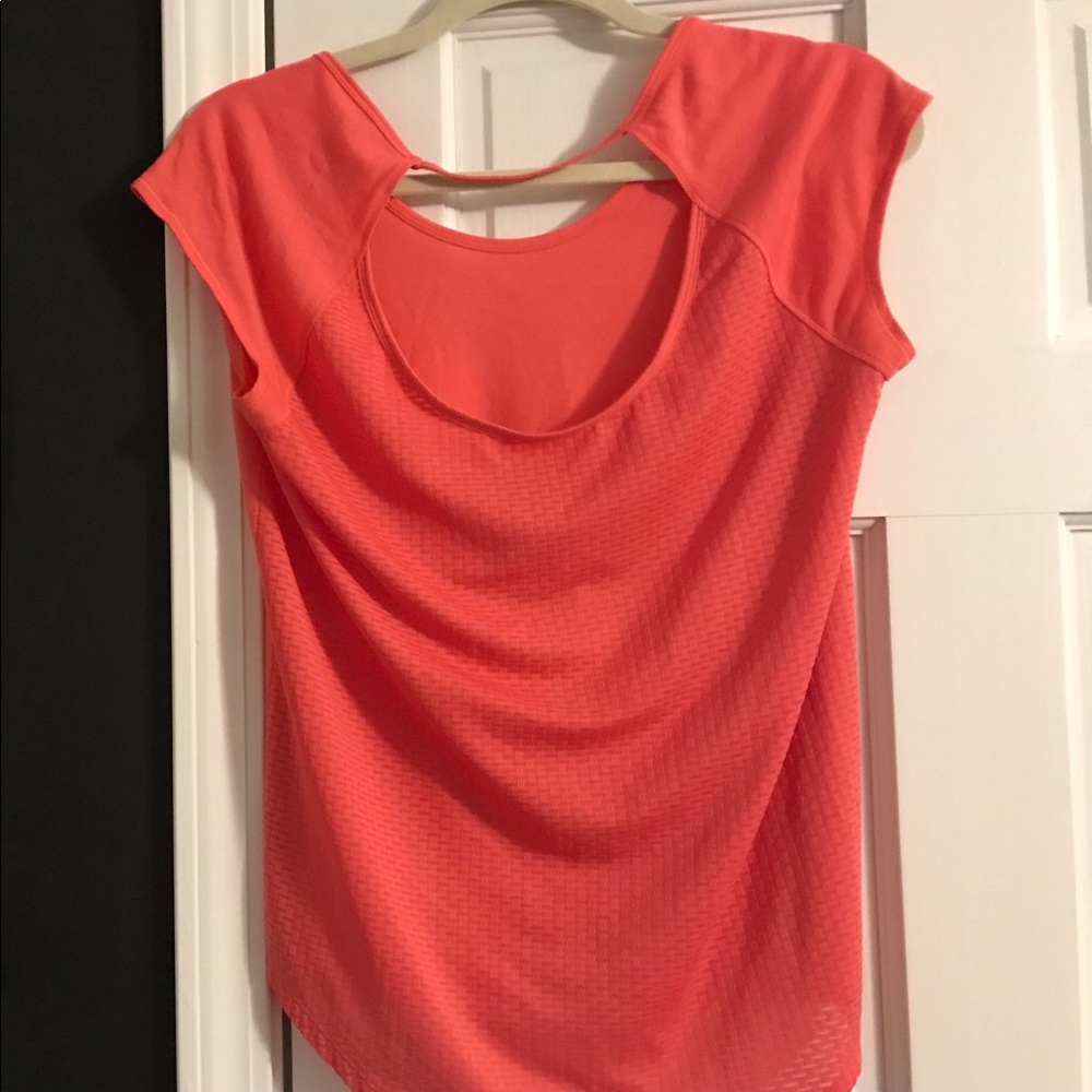 Top - Picture 2 of 2